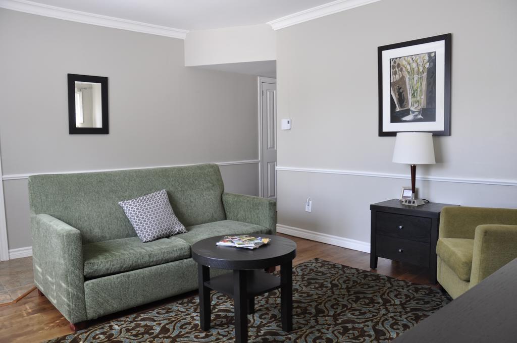 Moncton Suites - Apartments Across Georges Dumont Buitenkant foto