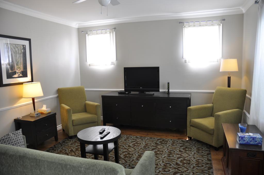 Moncton Suites - Apartments Across Georges Dumont Buitenkant foto