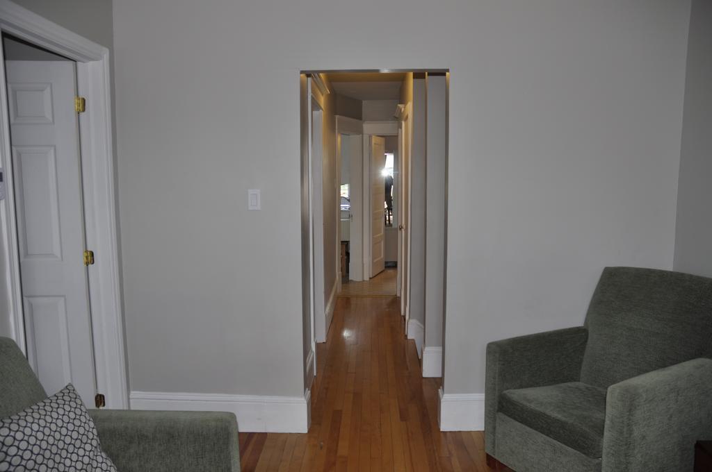 Moncton Suites - Apartments Across Georges Dumont Buitenkant foto