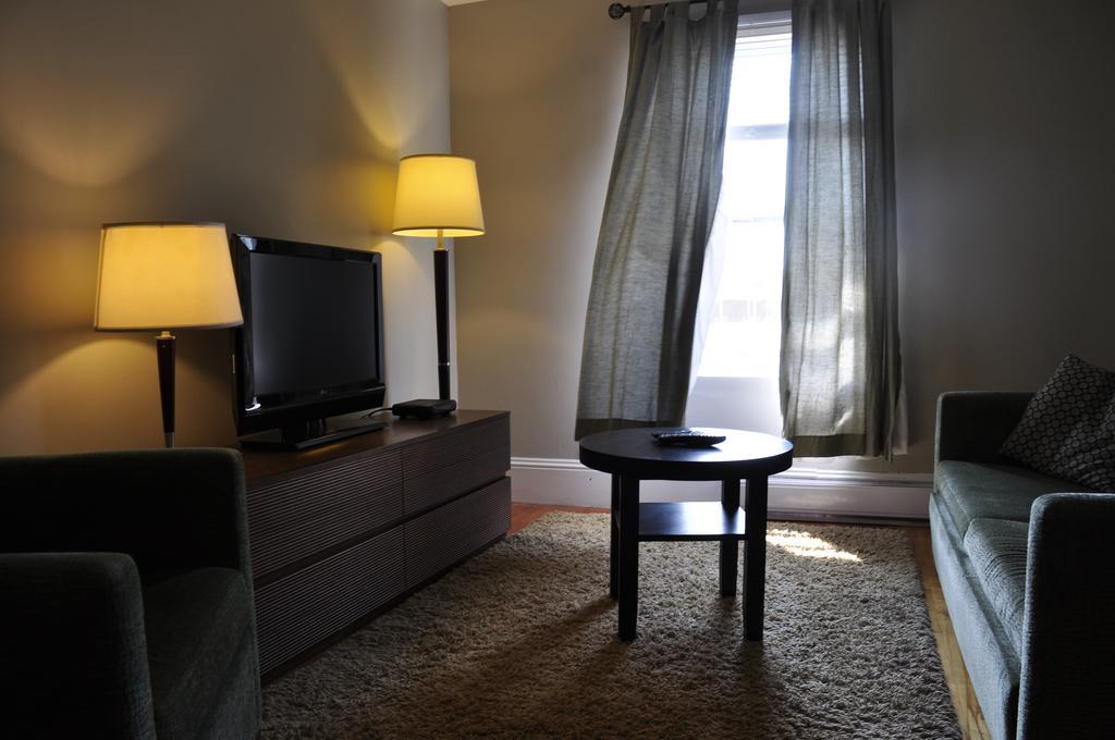 Moncton Suites - Apartments Across Georges Dumont Buitenkant foto