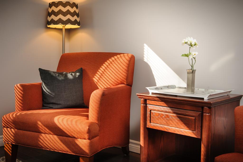 Moncton Suites - Apartments Across Georges Dumont Buitenkant foto