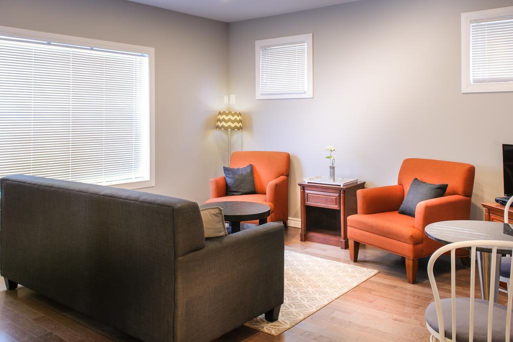 Moncton Suites - Apartments Across Georges Dumont Buitenkant foto