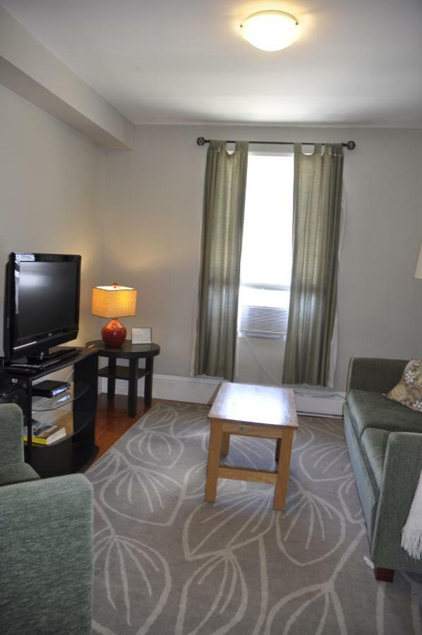 Moncton Suites - Apartments Across Georges Dumont Buitenkant foto
